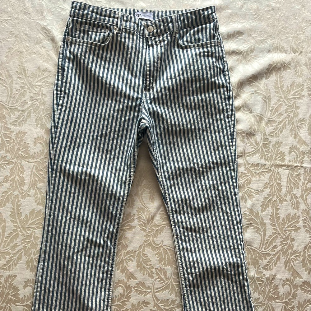 Zara Stripped Jeans